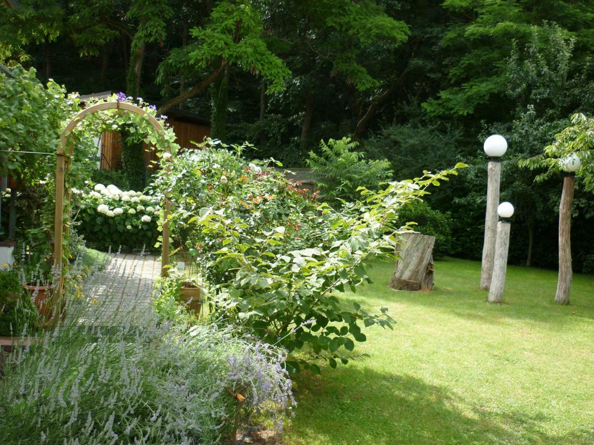 Haus Am Sandsteinbruch Zaberfeld Bagian luar foto