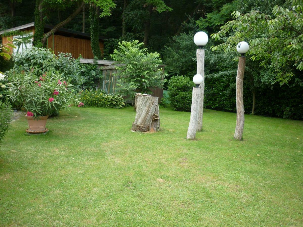 Haus Am Sandsteinbruch Zaberfeld Bagian luar foto
